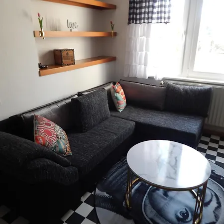 Apartment Steve Mc Queen *