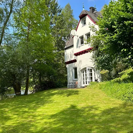 Schloss Rimburg - & Apartment Ubach-Palenberg