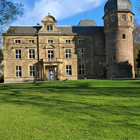 Schloss Rimburg - & * Übach-Palenberg