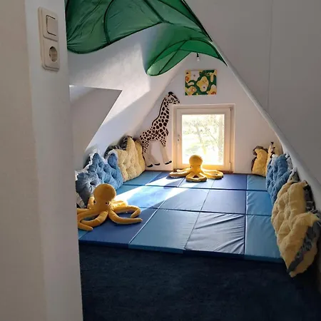 Schloss Rimburg - & Apartment Ubach-Palenberg