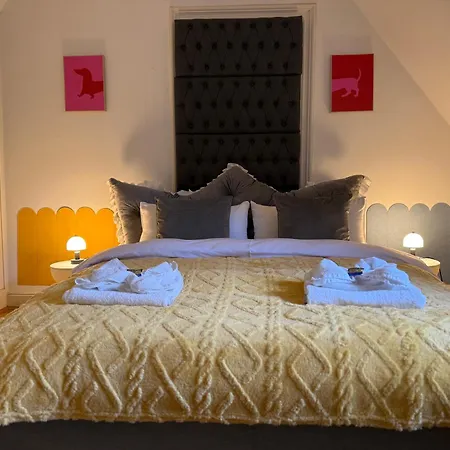 Schloss Rimburg - & *