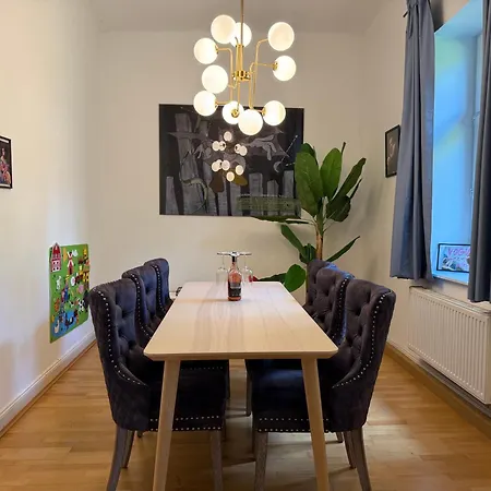 Schloss Rimburg - & Apartment *