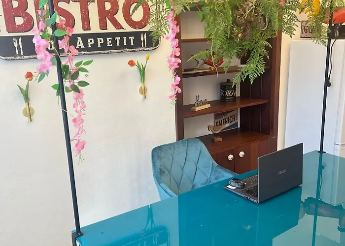 Schloss Rimburg - & Appartement Ubach-Palenberg